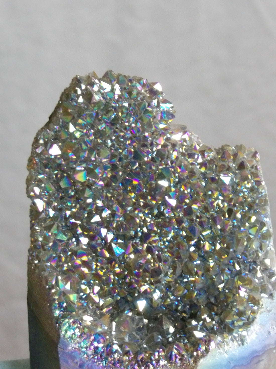 🌈 Angel Aura Quartz Cut Base (4 lbs • 6x5”)
