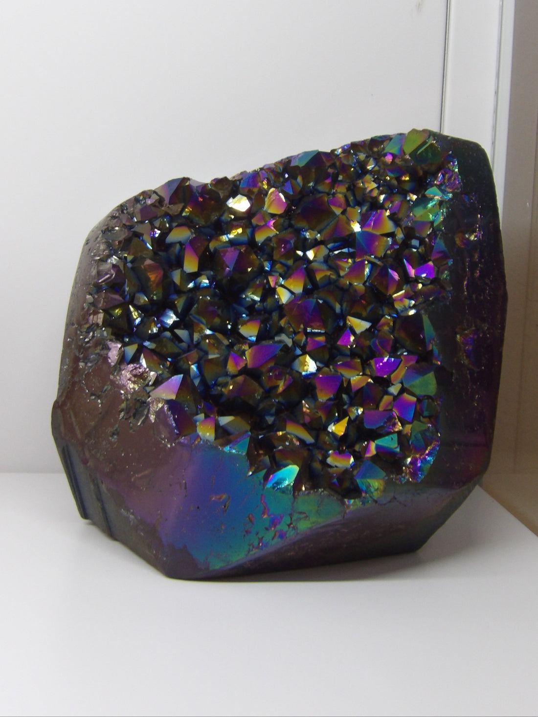 Aura Quartz Cut Base