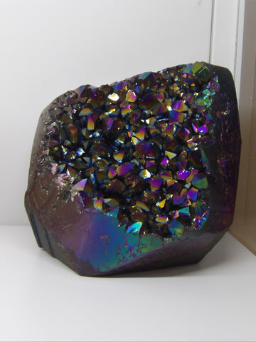 Aura Quartz Cut Base
