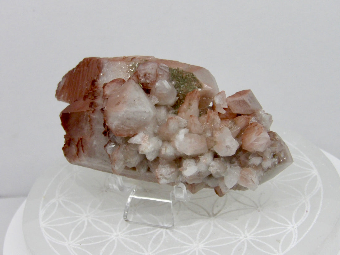 UV Reactive Chalcopyrite, Hematite & Calcite on Quartz | Mexico