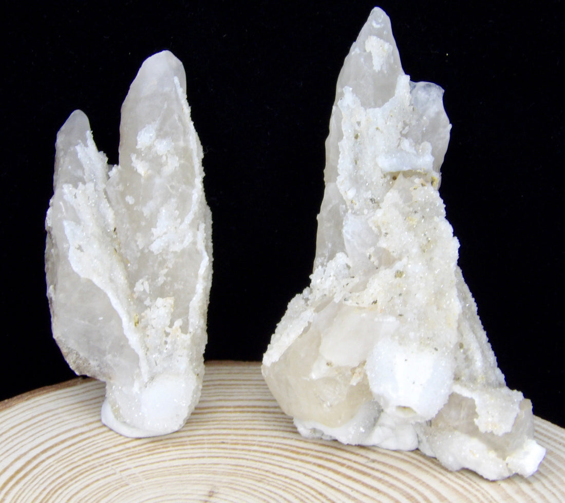 Druzy quartz epimorph after calcite from Lesotho with hollow crystal formations and red-orange UV fluorescence