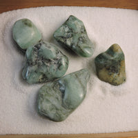 Tumbled Emerald (Price Per Piece)