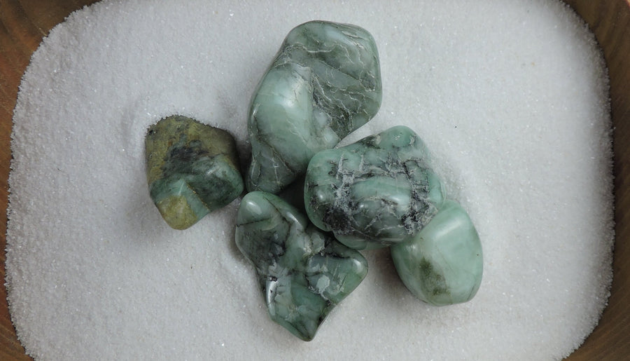 Tumbled Emerald (Price Per Piece)