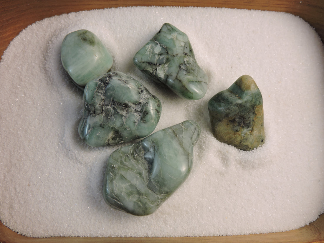 Tumbled Emerald (Price Per Piece)