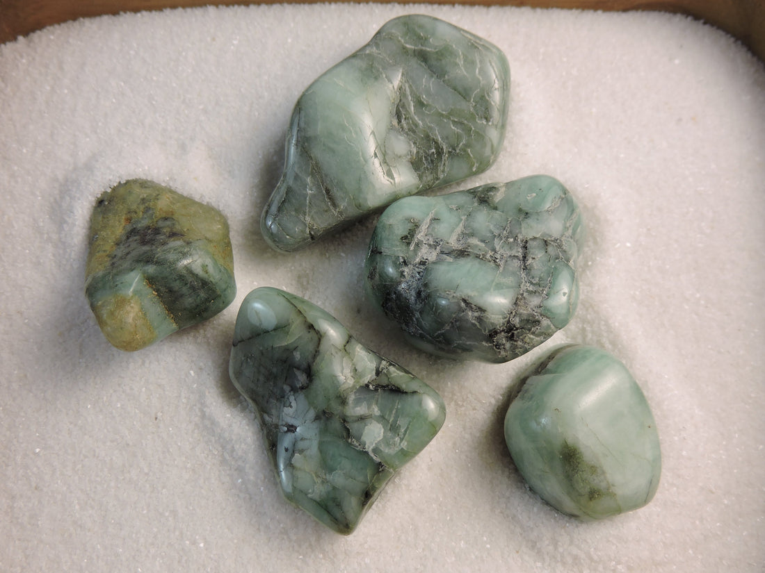 Tumbled Emerald (Price Per Piece)