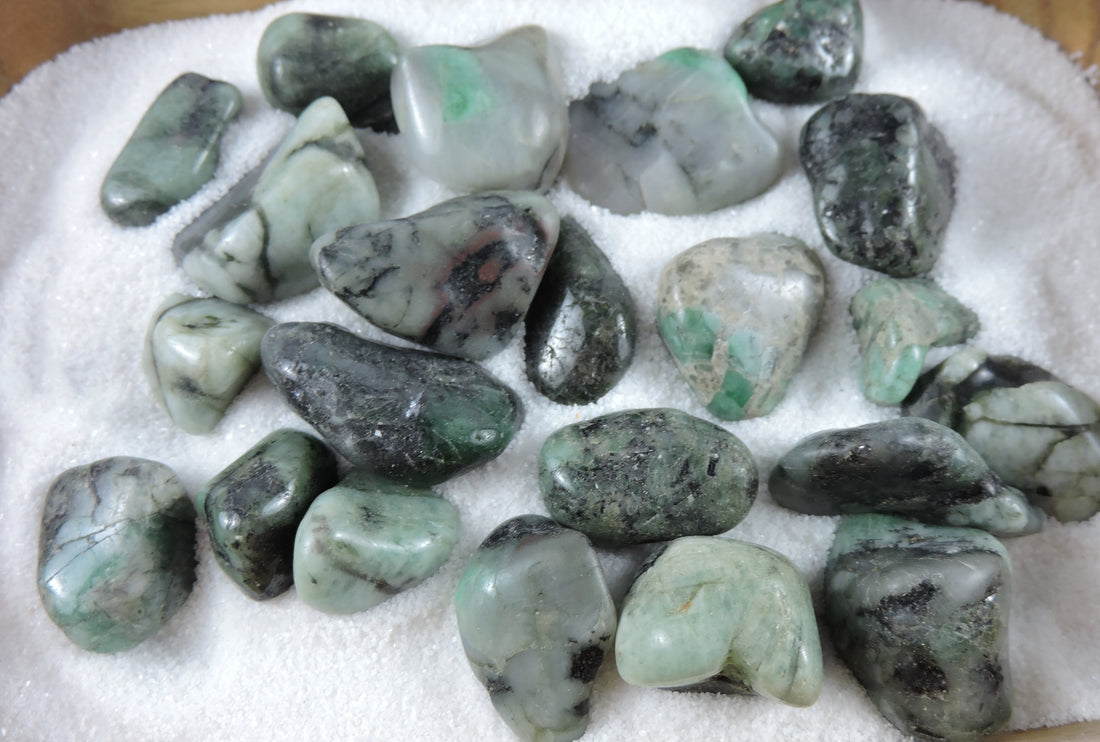 Tumbled Emerald (Price Per Piece)