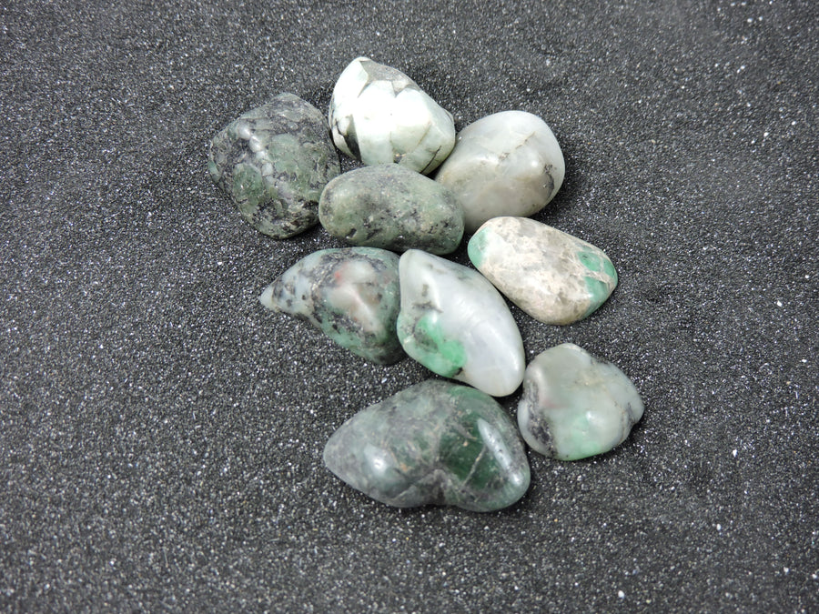 Tumbled Emerald (Price Per Piece)