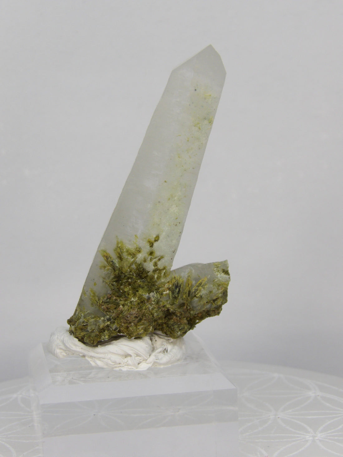 Quartz Point with Epidote