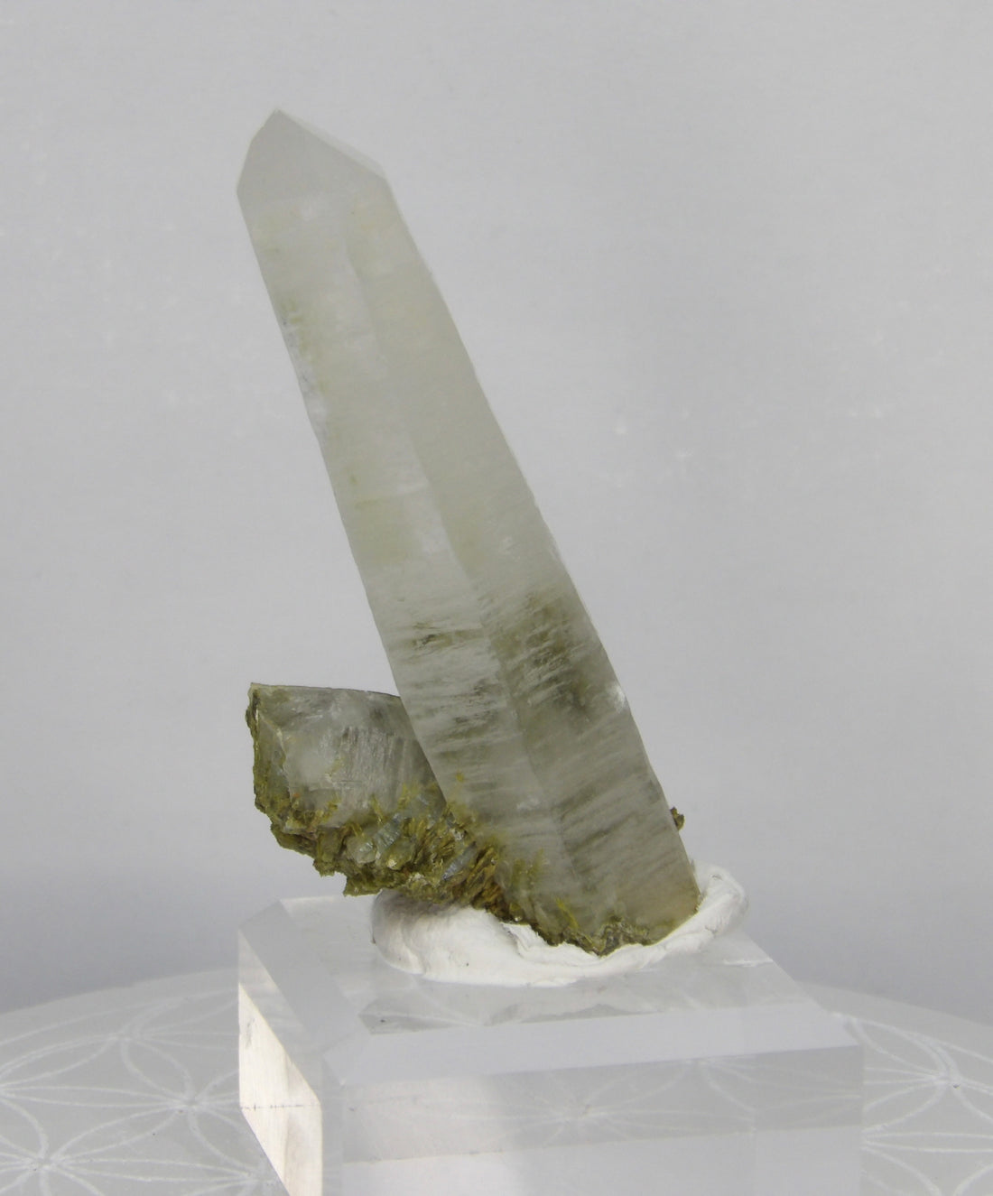 Quartz Point with Epidote