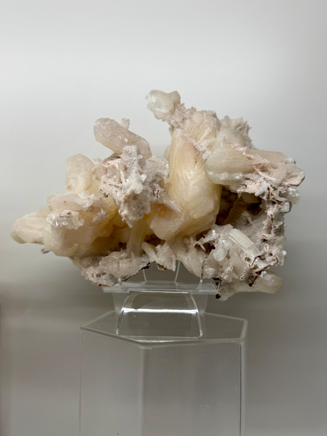 Heulandite with Stilbite Crystal Cluster – Pune District, Maharashtra, India | 444g