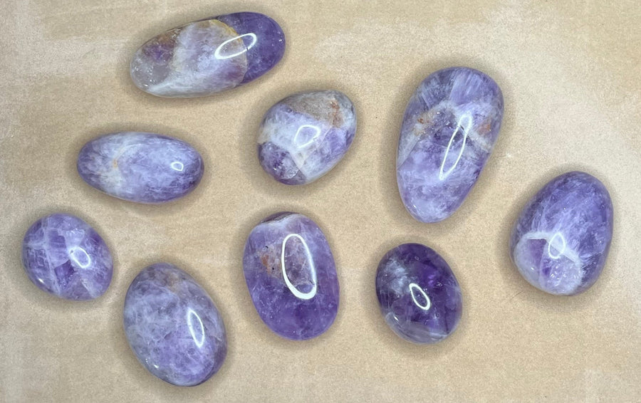 Amethyst Palm stone - 50 g - 75 g (Price Per Piece)