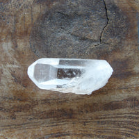 Close view of Lemurian quartz striated surface