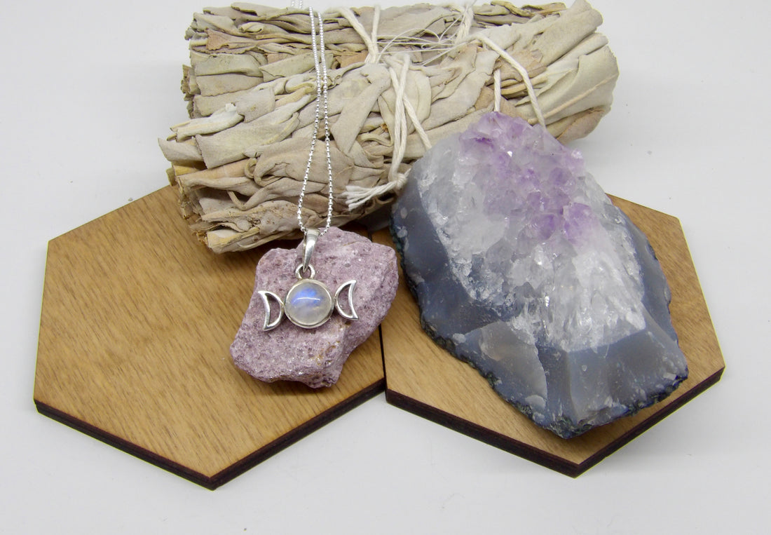 Moonstone Necklace, lepidolite and amethyst - Lunar flow bundle