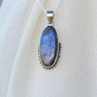 Narrow Oval Labradorite