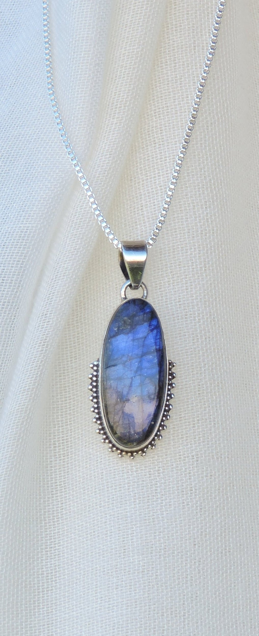 Narrow Oval Labradorite