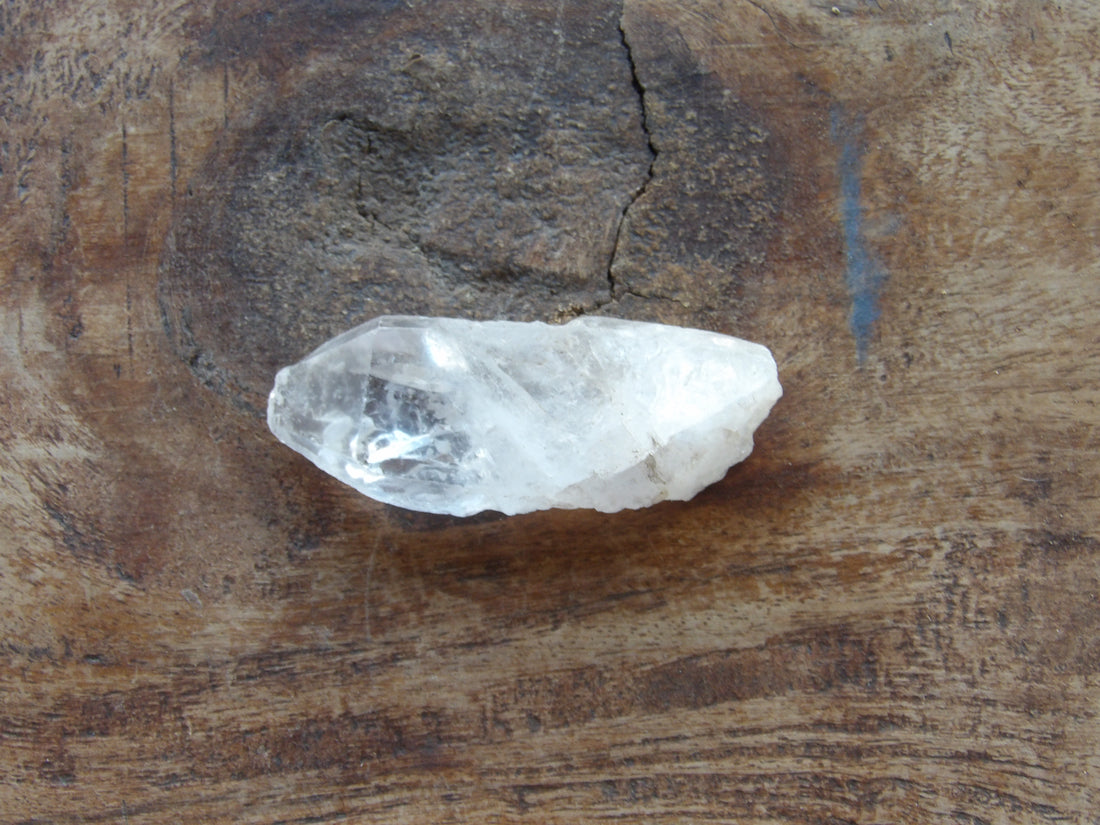 Tabular double terminated quartz point