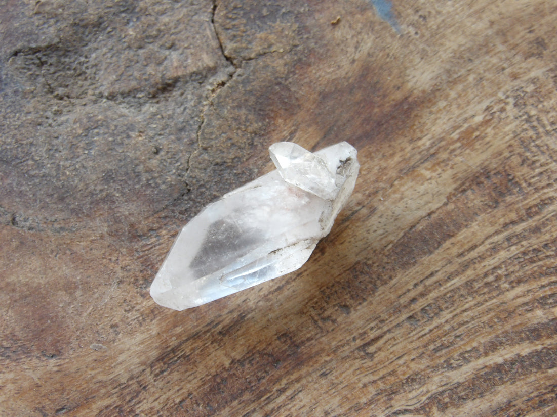 Raw clear quartz point energetic crystal Sedona - companion formation
