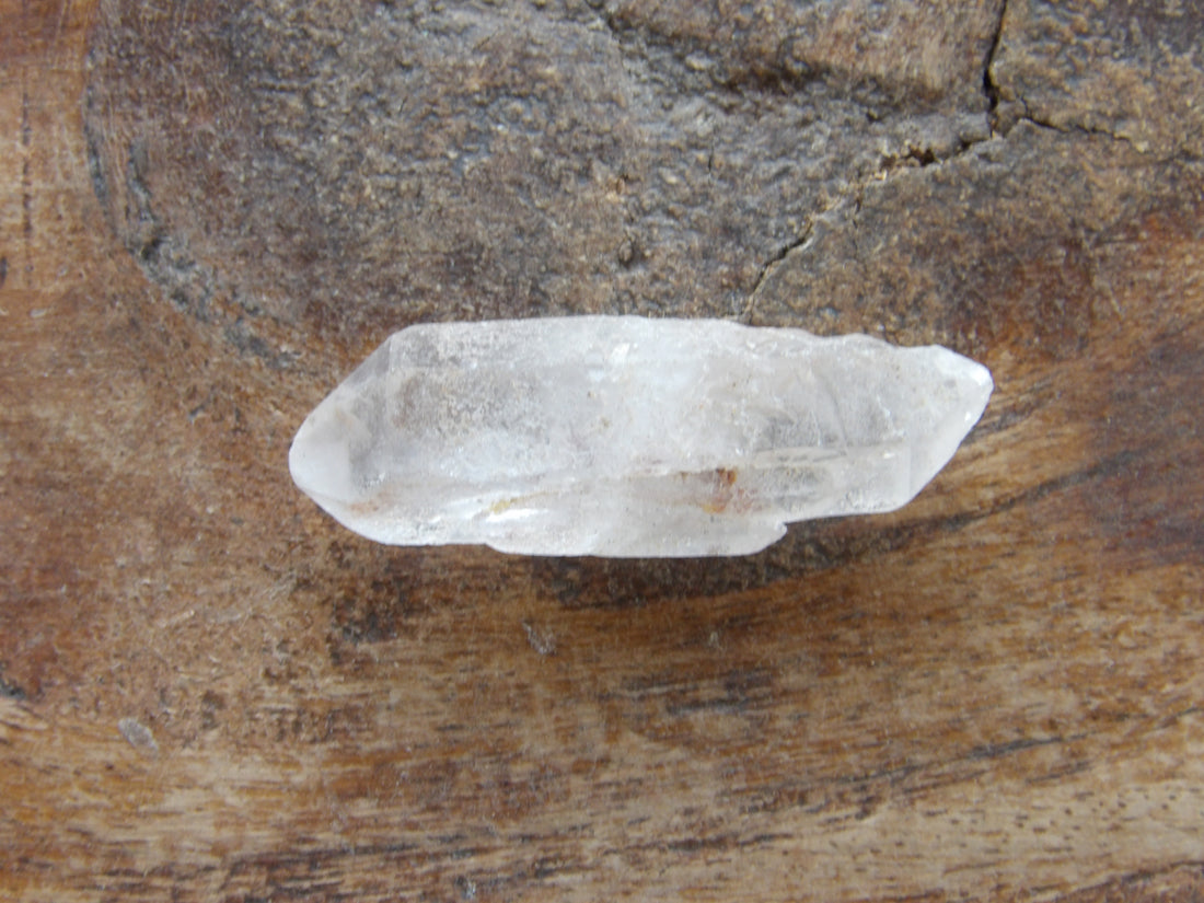 Natural quartz point Series Sedona charged energy