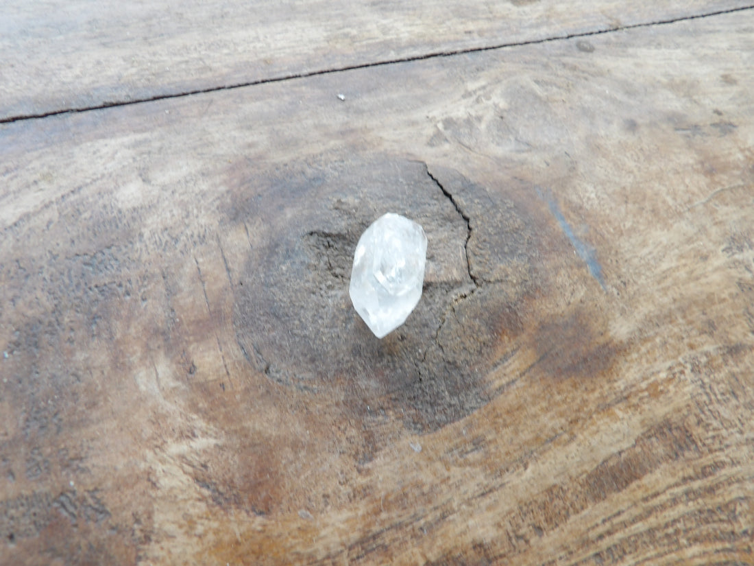 Twin natural clear quartz point